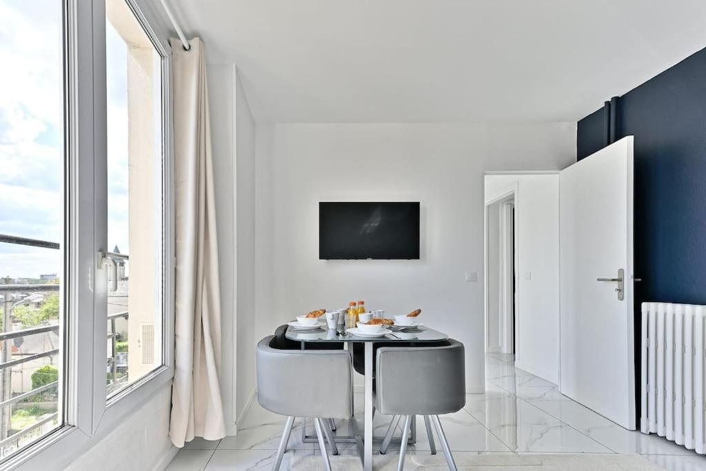 Magnifique 2 Pieces Aux Portes De Paris Gagny Екстериор снимка
